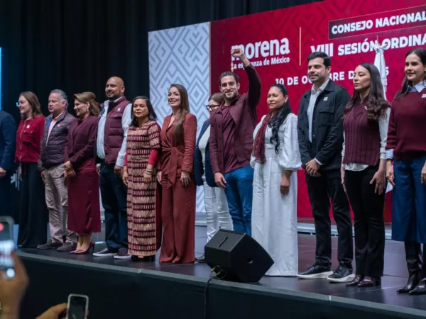 Gino Segura rinde protesta como Coordinador Estatal de la Transformación en Quintana Roo
