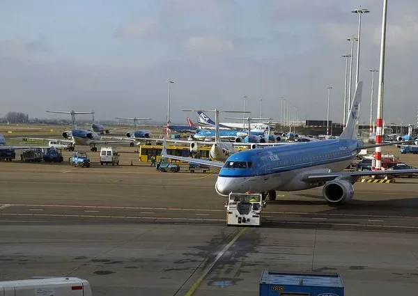 Aeropuertos del país esperan récord de pasajeros en el puente de noviembre